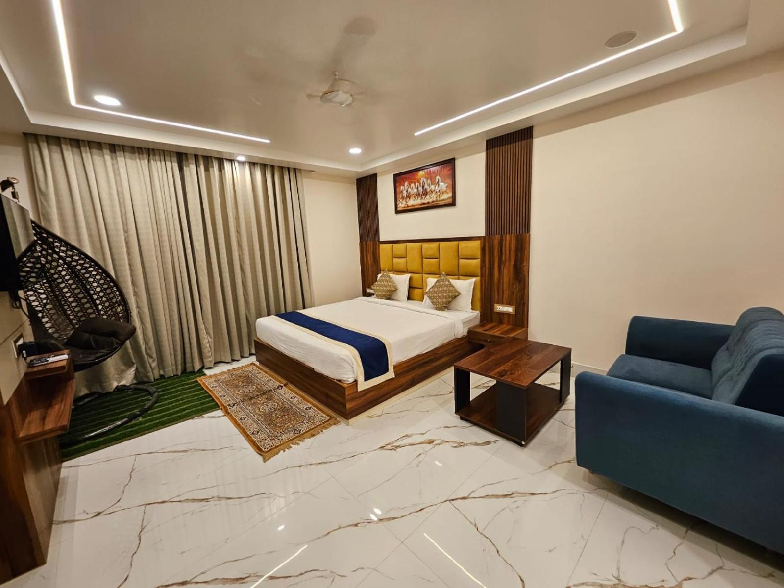 דאוגהאר Hotel Maa Laxmi Palace מראה חיצוני תמונה