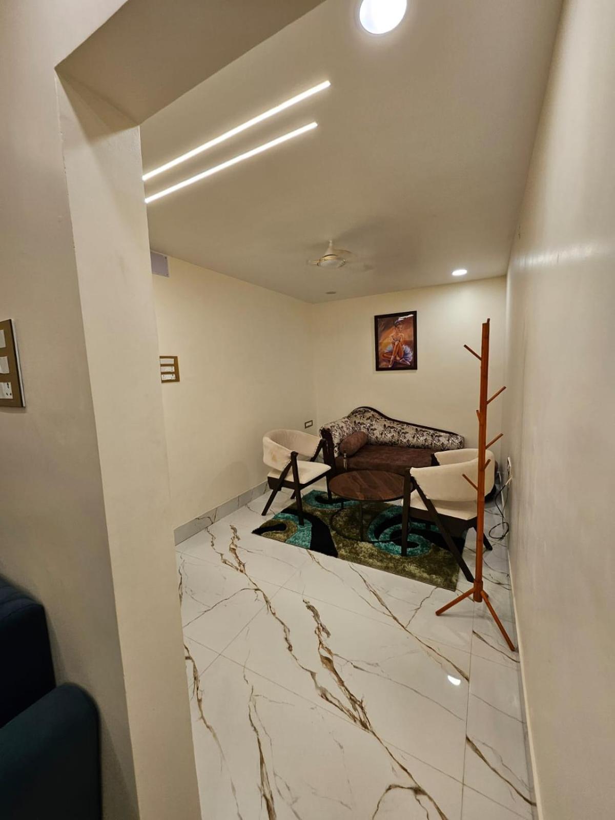 דאוגהאר Hotel Maa Laxmi Palace מראה חיצוני תמונה