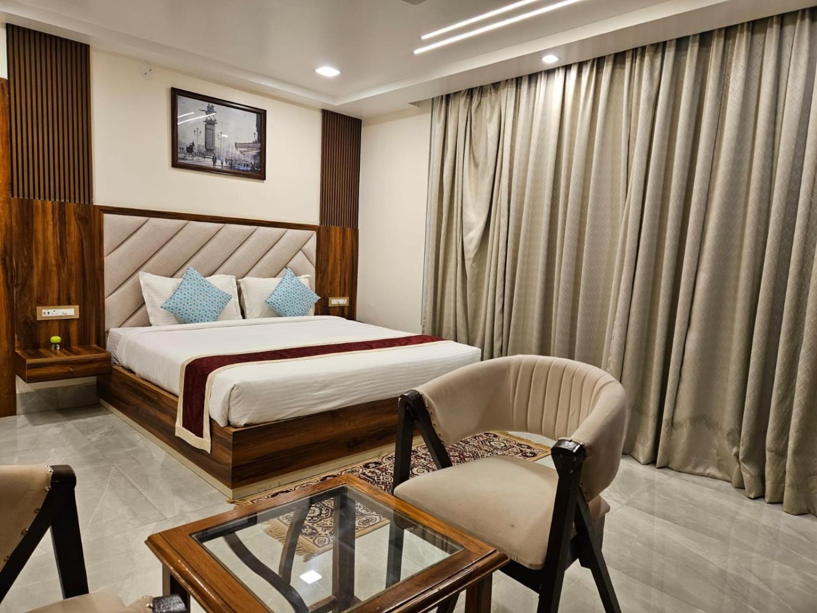 דאוגהאר Hotel Maa Laxmi Palace מראה חיצוני תמונה
