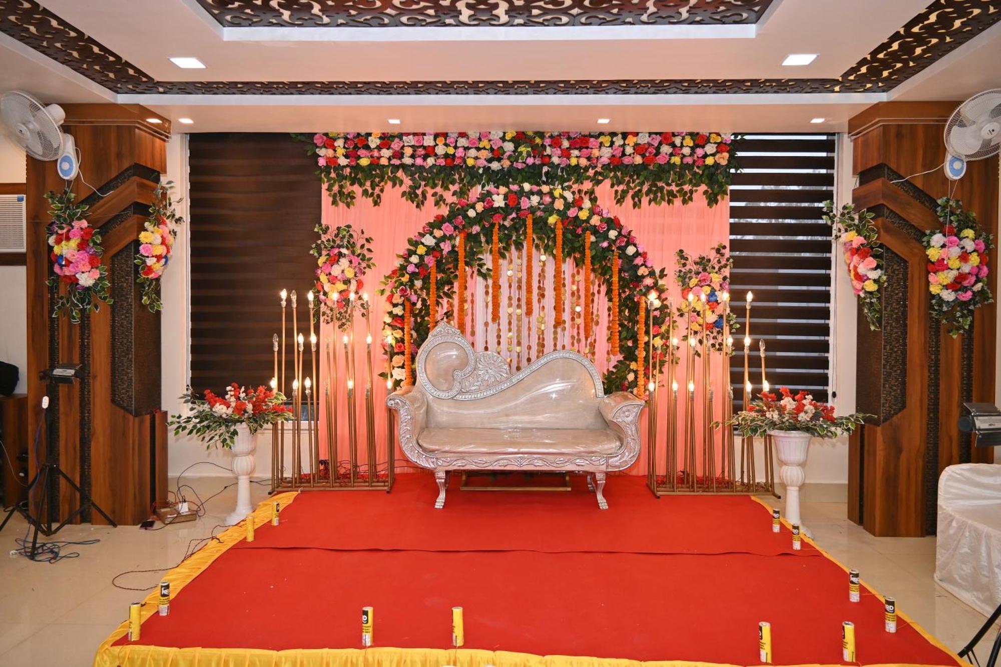 דאוגהאר Hotel Maa Laxmi Palace מראה חיצוני תמונה